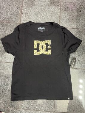 DC Black Tee with Yellow Leopard DC Logo